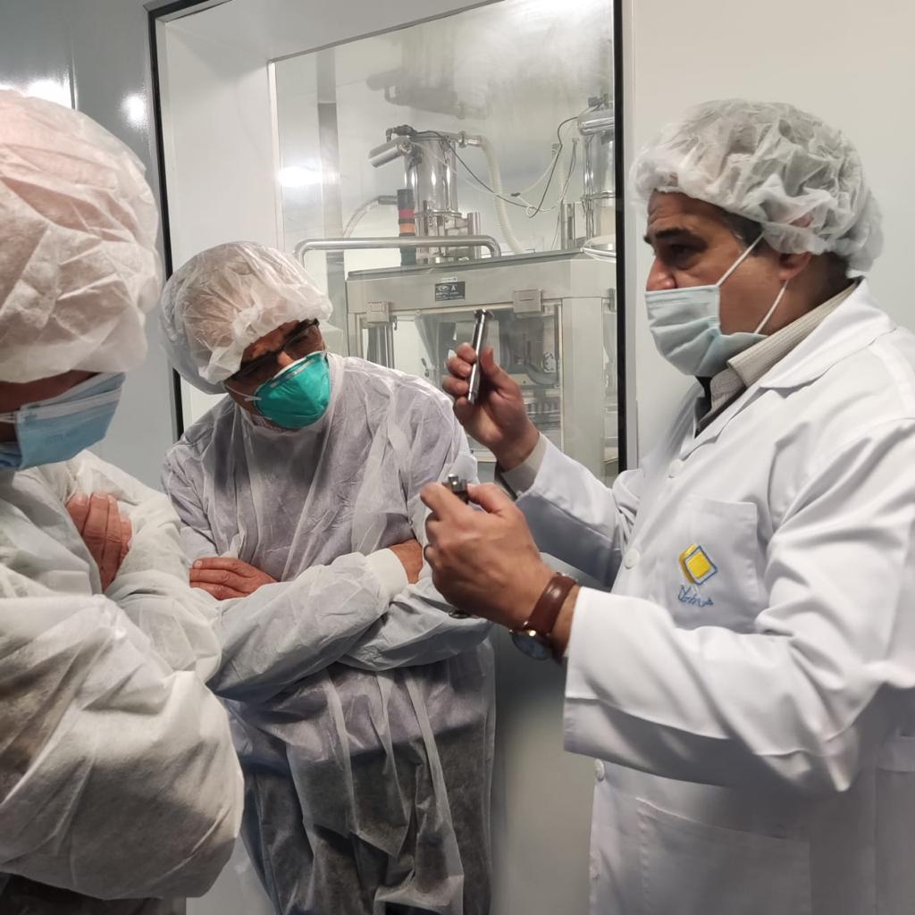 بازدید رئیس انجمن علمی پزشکان کودکان ایران از خط تولید کارخانه داروسازی خوارزمی